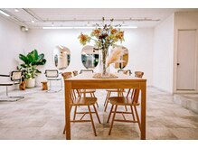 .Hallis 原宿～Q＆A～『Beautyが選ぶBEST SALON受賞』口コミ高評価が絶えない人気の理由とは？