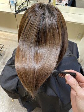 ロロ(ro-ro) 【恵比寿 ro-ro】ハイトーンハイダメージの方も美髪