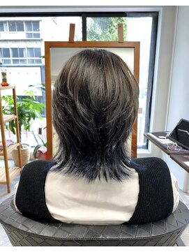 フツーロ 栄(FUTURO) 裾カラー