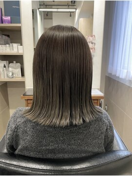 トゥーリ 薬院店(tuuli) tuuli miyu オリーブグレージュミディアム/切りっぱなし