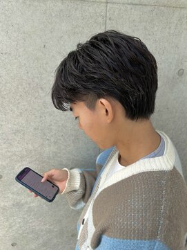 フリーラ 表参道(freera) センターパートショートウルフ