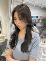 ゼスト 八王子店(ZEST)&nbsp;グレーオリーブカラー【溝呂木結奈】