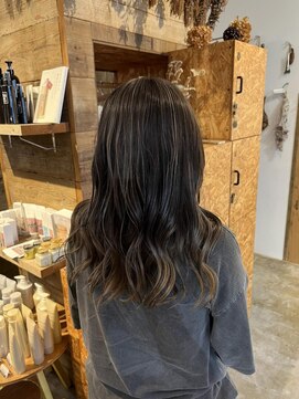 シーソー(SEE SOE) ナチュラルバレイヤージュ