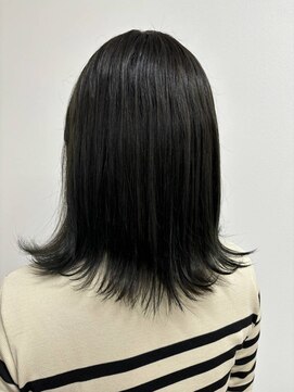 サロンエース(salon A) 30代外ハネミディアムスタイル