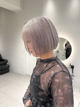 ソル 栄矢場町(SOL) ホワイトシルバー/シルバーグレー/グレージュ/名古屋美容院