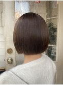 肩上ボブ艶感上品マロンベージュ美シルエットボブ