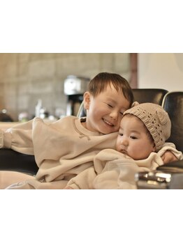 【親子で過ごせる貸切空間】「子どもと一緒に通えるサロンが見つからない」そんなお悩みをお持ちの方へ。