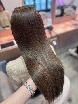 ウィクシーミミ 栄矢場町店(wixy mimi) ブラウンカラー