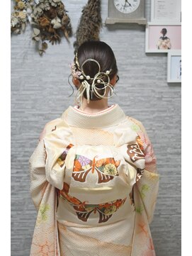 マナミメイク(manami make) シニヨンヘア