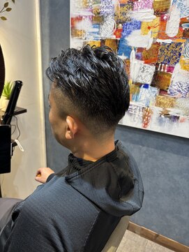 ルプス ヘアーアンドメイク(LUPUS HAIR&MAKE) サイド３ｍｍ以下のビジネスマンカット☆