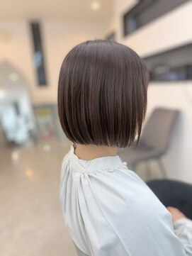 グラム 岡崎北店(gram) 顎下2cmボブ
