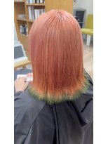 プシュケ(PSYCHE)&nbsp;バレイヤージュハッシュカット赤み消しカラー巻き髪ラフウェーブ