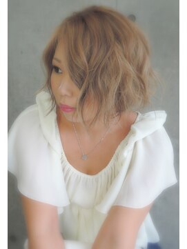 リリー(Lilly) 『Ｌｉｌｌｙ』　Ｂｒｏａｄｅｒ－style