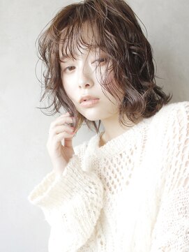 アイティー バイ アルバム 浦和店(IT by ALBUM) ウェットボブ_オリーブカラーハイライトカラー_46517