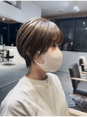くびれ小顔ショート