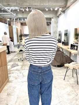 カシェル(cashel kishaba) ホワイトベージュ