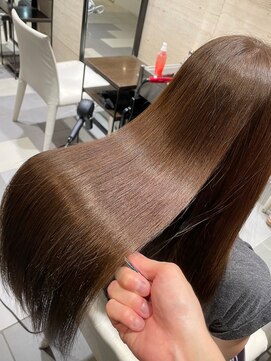 クィーンズガーデンバイケーツーギンザ(QUEEN’S GARDEN by K two GINZA) 髪質改善トリートメント*美髪縮毛矯正*シルクレイヤーカット