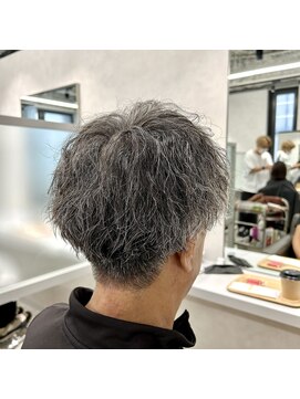 キートス(Kiitos) 【ツイストスパイラルパーマ】トウマ