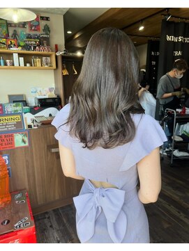 コーラルクリーク(Coral Creek) グレージュカラー