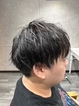 ニーノ(NI-NO) 柔らかい雰囲気のツイストカール