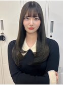 オリーブグレージュ×パッツとバング