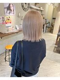 ハイトーンのベージュカラー