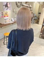 リー ヴィータ 上新庄(Lee Vita)&nbsp;ハイトーンのベージュカラー