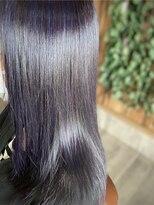 フェニーチェ アヴァンティ インターナショナルヘアサロン(fenice avanti)&nbsp;パープルハイライト