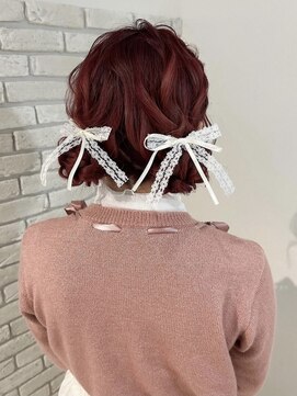 ディティカ ティア(Dityca tia) ツインシニヨン