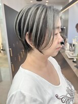 ロンドシエル 横浜(Lond ciel)&nbsp;ミニウルフチェリーブラウンブリーチなしショートボブ前髪/