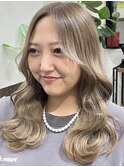 ハイトーン外国人風レイヤーカットオリーブイルミナカラー堺東
