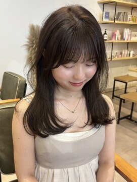 リト(riTo) 20代30代オリーブグレージュくびれヘア韓国レイヤーロング