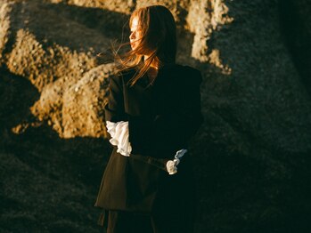 シー ヘアデザイン(see hair design)の写真/【縮毛矯正に特化したスタイリスト在籍】シルクのような"輝髪"に♪毛先まで潤う美髪ストレートが叶う!!