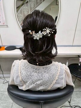 ビューティサロン東京堂 結婚式~ハーフアップ