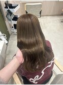 ヘーゼルベージュレイヤーカット顔周りレイヤーブリーチなし