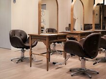 ドラマチックヘアー 東川口店(DRAMATICHAIR)の雰囲気(退色していく過程まで美しいプレミアムカラーも多数取扱いあり!)