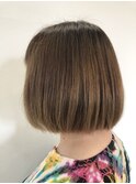【essence】ボブ×ペールベージュ