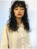 リッジ強めのウエーブパーマヘア