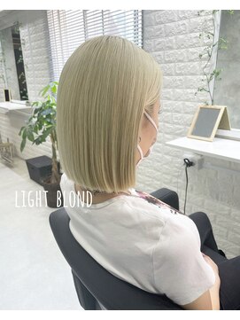 ニノ(nino) 【NINO】ラインボブ×ライトブロンド