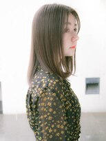 ルティア 池袋(Lutia)&nbsp;透明感たっぷり　オリーブベージュ