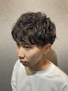 レアロイヤルバーバー(Le' A ROYAL BARBER) 【ショート/スパイラルパーマ/ツーブロック/マッシュ】