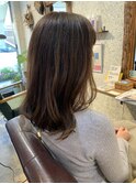 オフィスカジュアルにおすすめ！ロングのナチュラルブラウン！