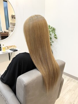 オアシス(oasis) 外国人風　ハイトーン　ヌーディーベージュ