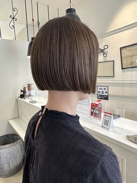 オルガン(Organ) フラットな切りっぱなしボブ