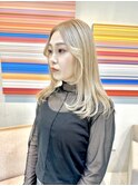 ブロンドカラーホワイトブリーチカラーホワイトベージュカラー