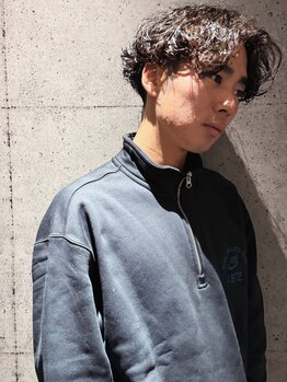 アクセスムーン 日立滑川店(Access Moon)の写真/【大胆に任せてみませんか?】ツイストパーマ・スパイラルパーマも◎大人っぽさと若々しさを両立できるstyle