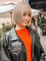 ヴヴ(Bub) 抜きっぱなしブロンド ハイトーン ケアブリーチ ダブルカラー