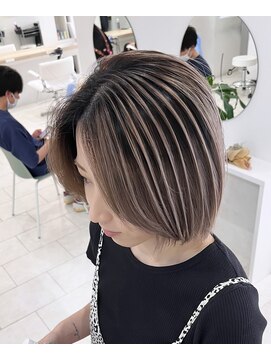 ヨーロ(yolo) シャドールーツ☆