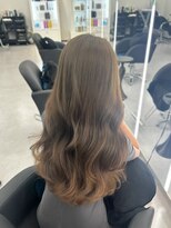 アルドーレフィエロ シンサイバシ(Ardore fiero shinsaibashi)&nbsp;ヘーゼルベージュ/ミルクティーベージュ【小山田繭20代30代40代