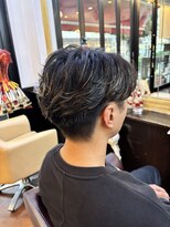 シャンプーボーイアネックス(SHAMPOO BOY Annex)&nbsp;センターパート　フェザーパーマ　佐世保